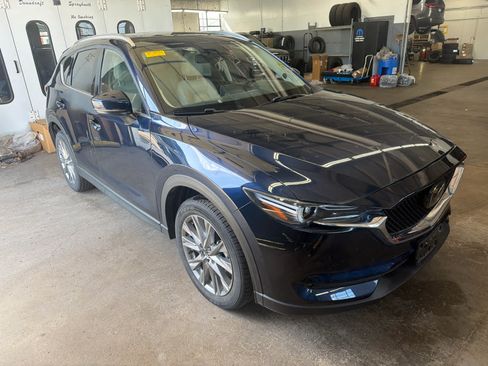 Used 2021 MAZDA CX-5 Grand Touring AWD/4WD image 3