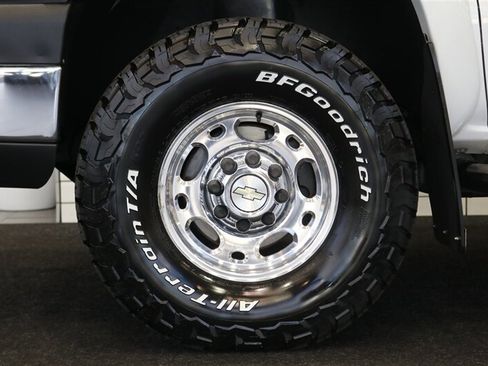 Used 2006 Chevrolet Silverado 2500 W/T AWD/4WD image 21