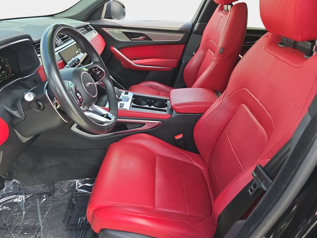 Used 2025 Jaguar F-PACE R-Dynamic S AWD/4WD image 15
