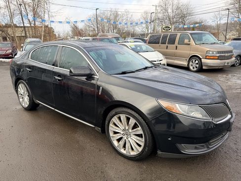 Used 2013 Lincoln MKS AWD image 3