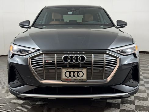 Certified 2021 Audi e-tron Premium Plus w/ Premium Plus Package AWD/4WD image 6