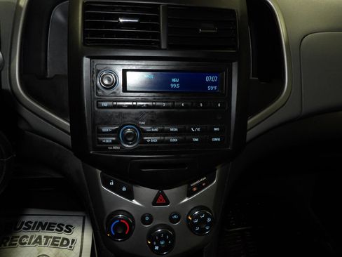 Used 2016 Chevrolet Sonic LS FWD image 10