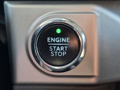 Used 2021 Ford F150 XLT w/ Equipment Group 302A High AWD/4WD image 19
