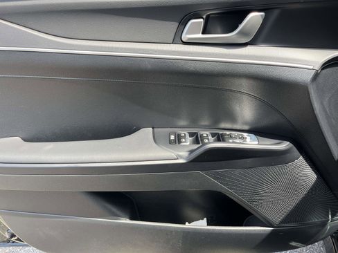 New 2026 Kia K5 LXS FWD image 21