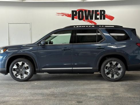 New 2026 Honda Pilot Touring image 6