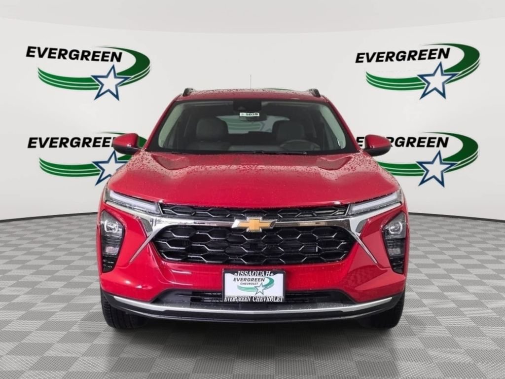 Used 2026 Chevrolet Trax LT w/ Driver Confidence Package FWD image 8