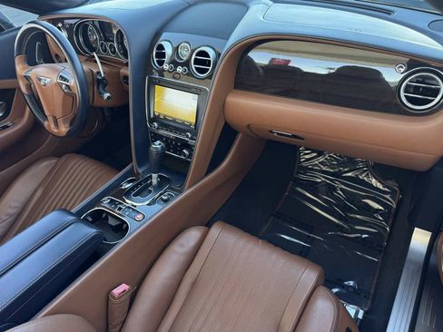 Used 2016 Bentley Continental GT image 26
