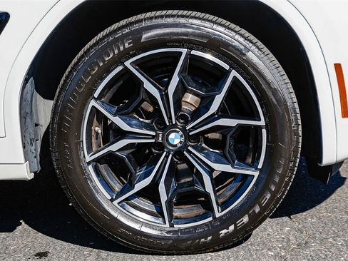 Used 2024 BMW X3 xDrive30i image 9