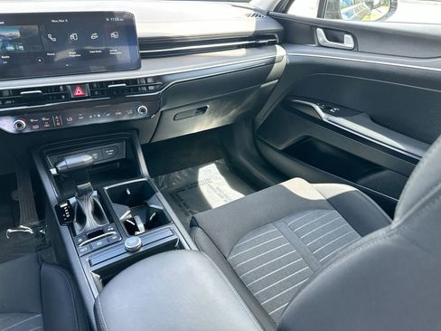 Used 2025 Kia K5 LXS image 22