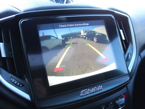 Used 2017 Maserati Ghibli Sedan 4D image 26