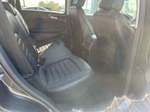 Used 2020 Ford Edge SEL w/ Convenience Package image 13