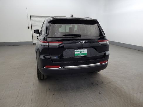 Used 2023 Jeep Grand Cherokee 4WD 4xe image 6