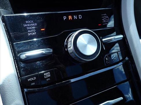 Used 2023 Jeep Grand Cherokee Overland AWD/4WD image 27
