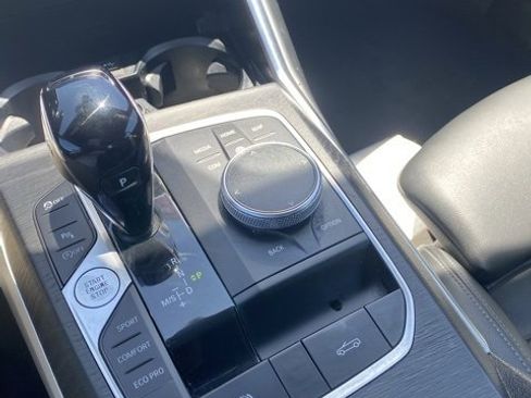 Used 2023 BMW 430i xDrive Convertible w/ Convenience Package image 28