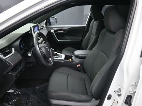 Certified 2023 Toyota RAV4 SE image 19