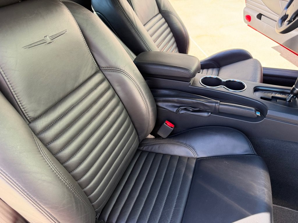Used 2002 Ford Thunderbird RWD image 23