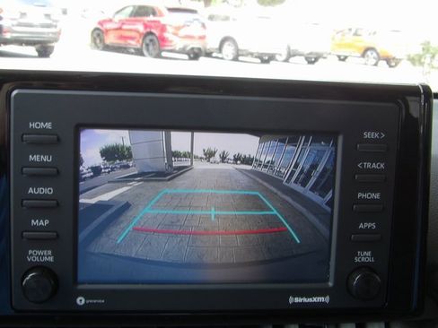 Used 2022 Toyota RAV4 XLE w/ Convenience Package image 33