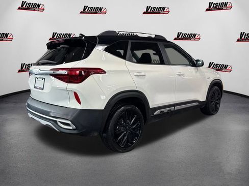 Used 2023 Kia Seltos Nightfall Edition image 5