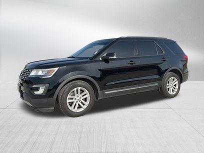 Used 2017 Ford Explorer XLT w/ Equipment Group 202A
