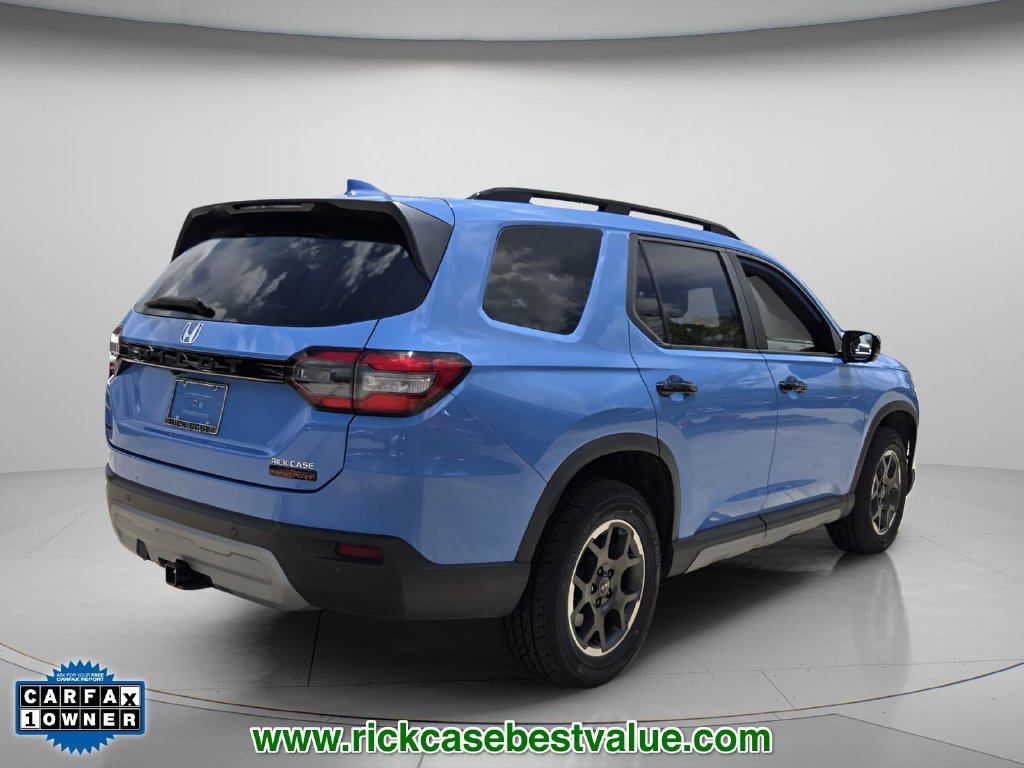 Used 2024 Honda Pilot TrailSport image 7
