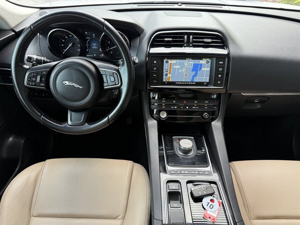 Used 2018 Jaguar F-PACE Premium AWD/4WD image 21