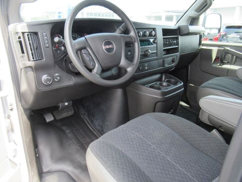 Used 2025 GMC Savana 2500 w/ Driver Convenience Package RWD image 22