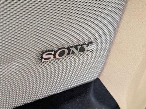 Used 2014 Ford F150 King Ranch w/ King Ranch Luxury Package image 11