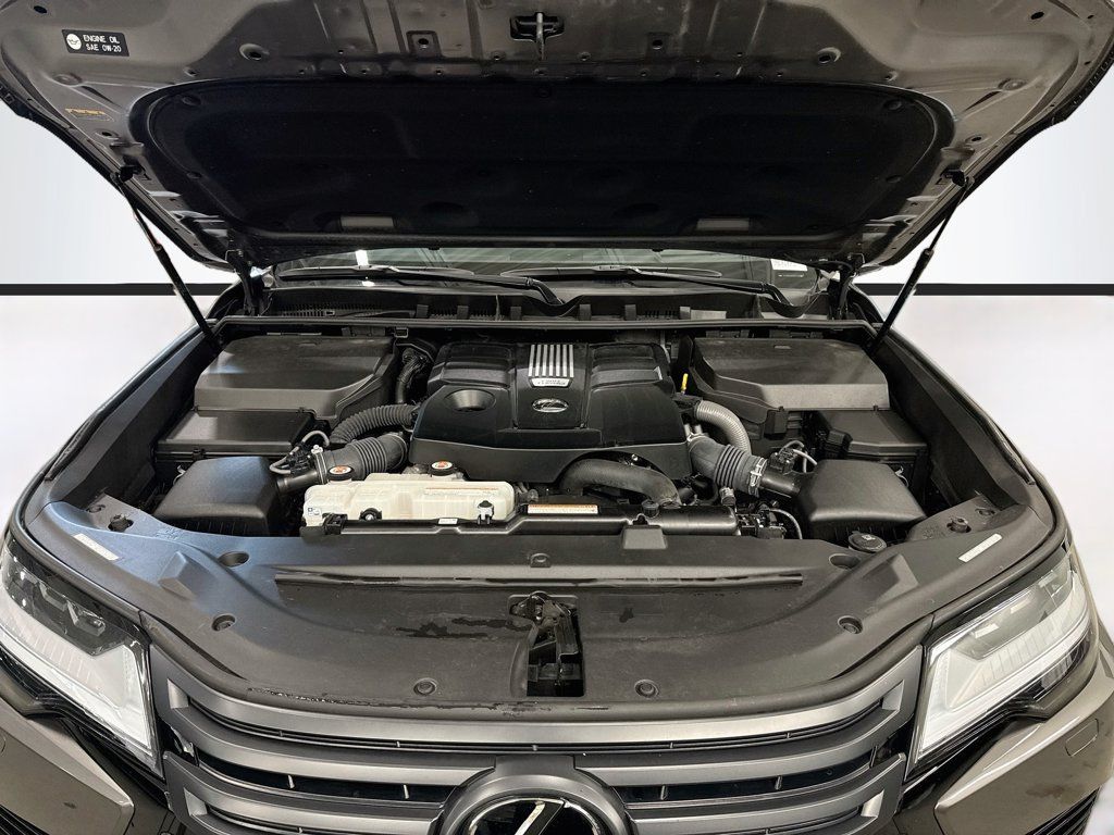 Used 2023 Lexus LX 600 4WD w/ Appearance Package image 36