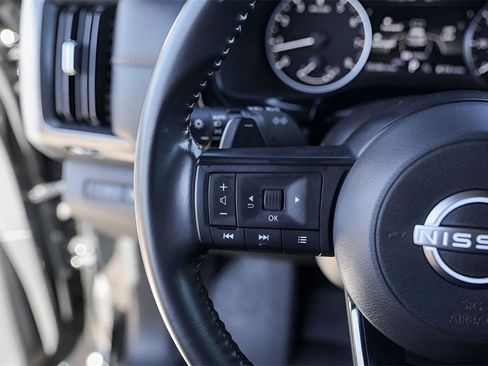 Used 2024 Nissan Pathfinder Rock Creek image 14