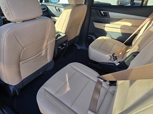 New 2026 Buick Enclave Preferred image 11