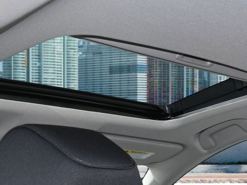 New 2025 Honda Accord SE image 18