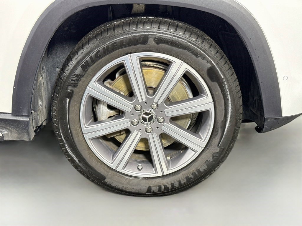 Used 2023 Mercedes-Benz GLS 450 4MATIC image 45