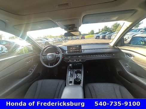 Used 2024 Honda Accord EX image 26
