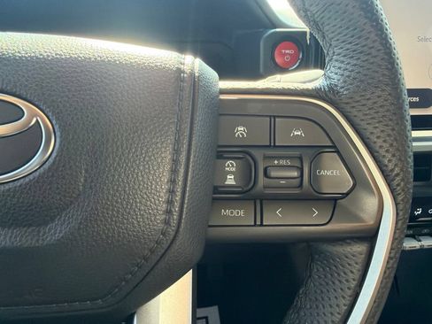 Used 2026 Toyota Tacoma TRD Off-Road w/ TRD Off Road Premium Package AWD/4WD image 30