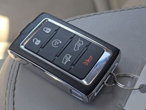 Used 2023 Jeep Wagoneer Series III w/ Premium Group I image 31