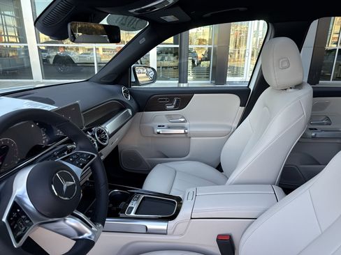 New 2026 Mercedes-Benz GLB 250 image 20