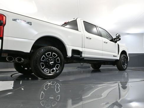Used 2025 Ford F250 Platinum AWD/4WD image 56