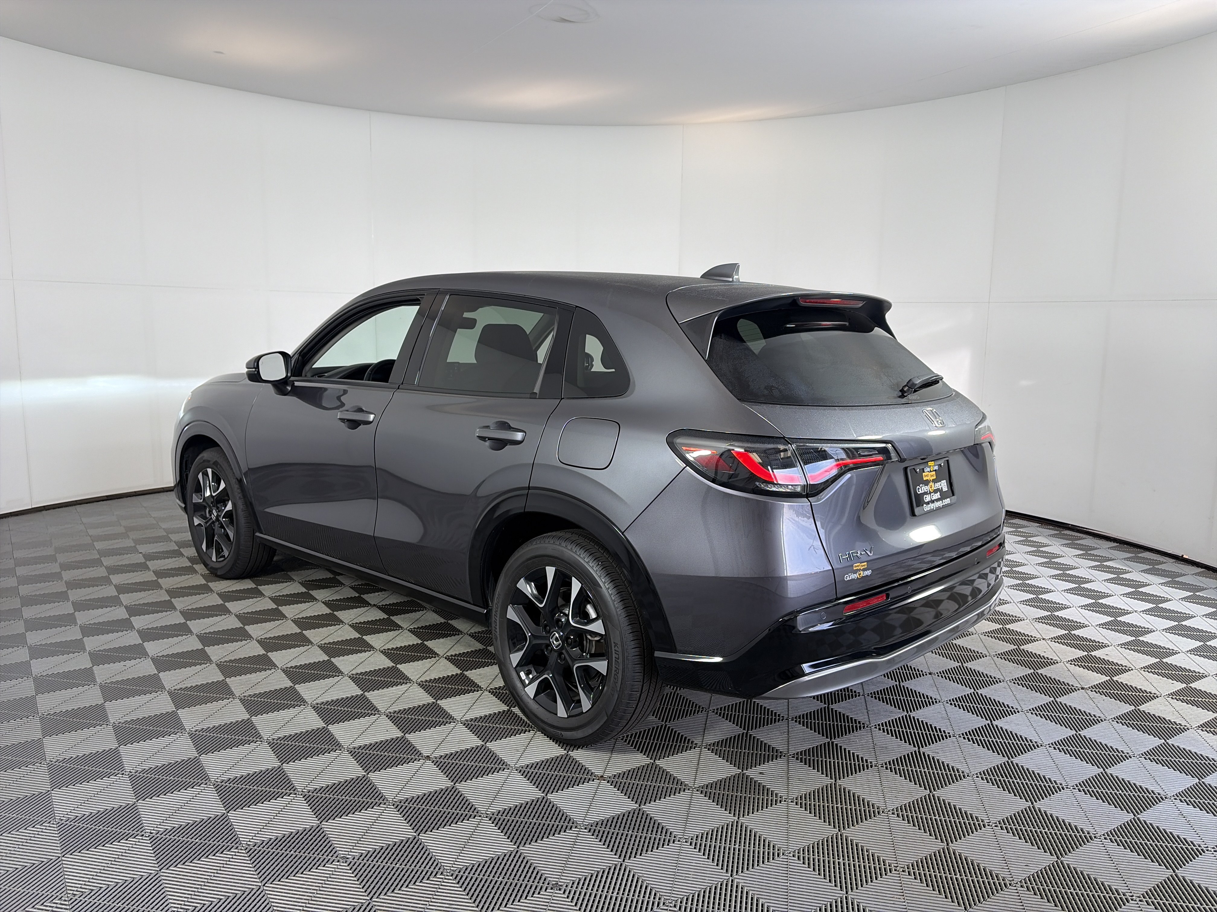 Used 2026 Honda HR-V EX-L image 8