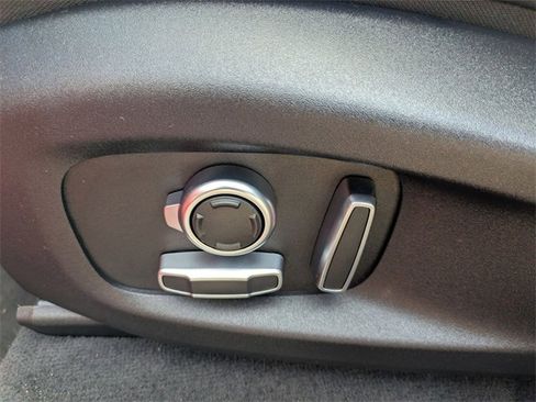 Used 2026 Jaguar F-PACE R-Dynamic S image 24