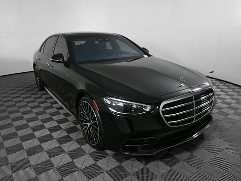 Used 2023 Mercedes-Benz S 500 4MATIC image 23