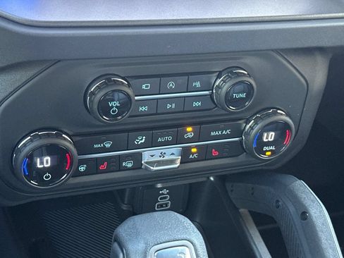 New 2026 Ford Bronco Badlands AWD/4WD image 21