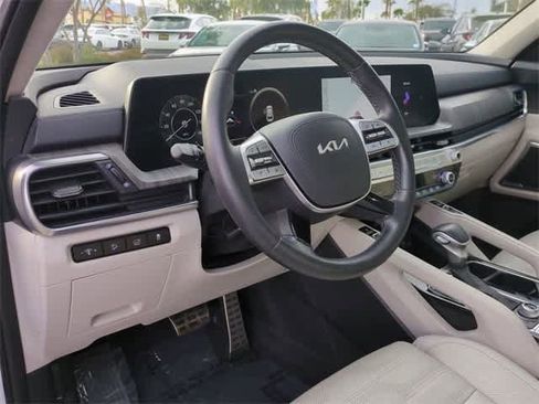 Used 2023 Kia Telluride SX Prestige image 10
