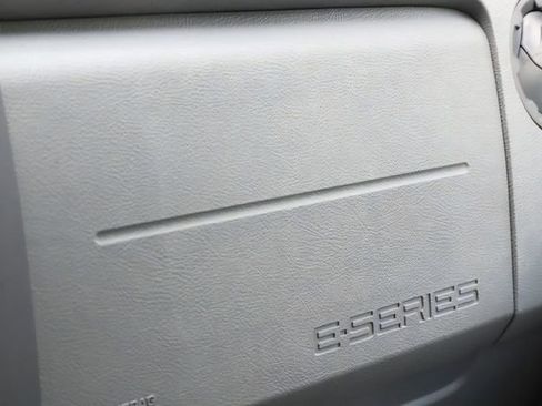 New 2026 Ford E-350 and Econoline 350 Super Duty w/ Power Equipment Group image 31