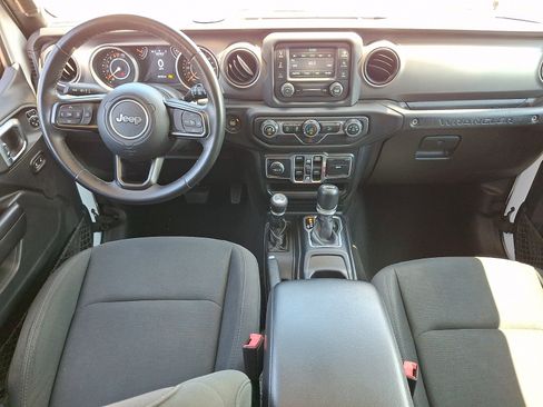 Used 2018 Jeep Wrangler Unlimited Sport S AWD/4WD image 15