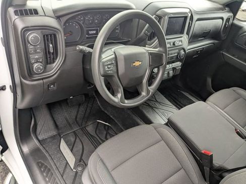 Used 2026 Chevrolet Silverado 1500 Custom AWD/4WD image 10