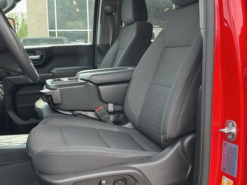 Used 2025 Chevrolet Silverado 2500 Custom w/ Custom Value Package AWD/4WD image 10