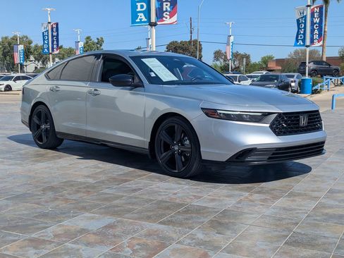 Used 2024 Honda Accord Sport image 6