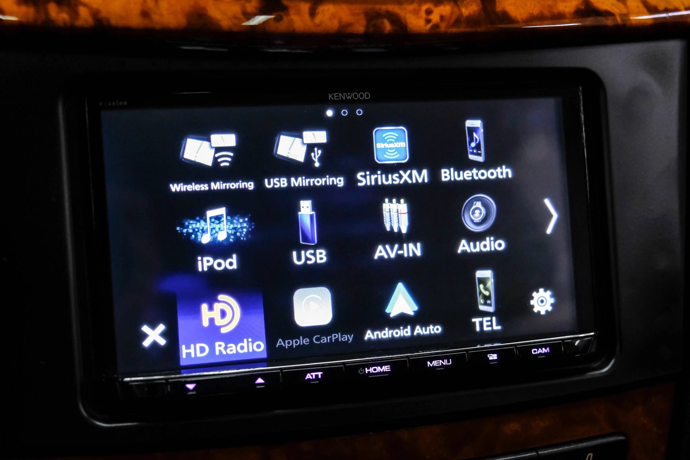 Used 2009 Mercedes-Benz E 550 Sedan image 34