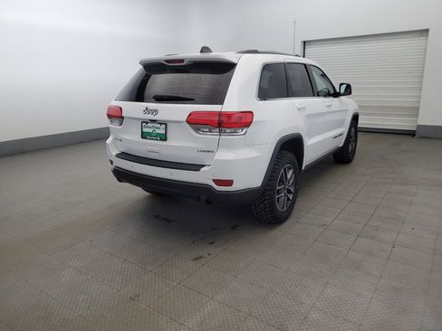 Used 2019 Jeep Grand Cherokee Laredo w/ 18" Wheel & 8.4" Radio Group image 9