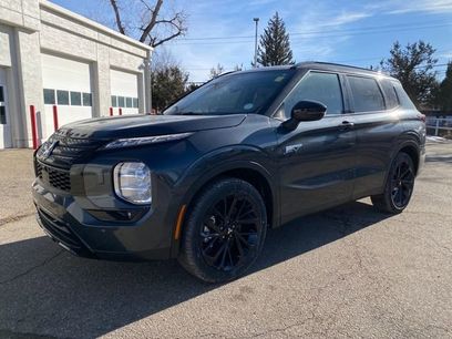 New 2025 Mitsubishi Outlander SEL Black Edition